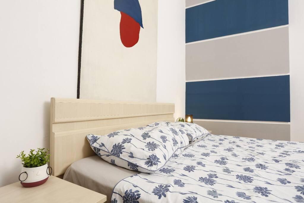 1 Bdrm Apartment In City Center Bucharest Luaran gambar